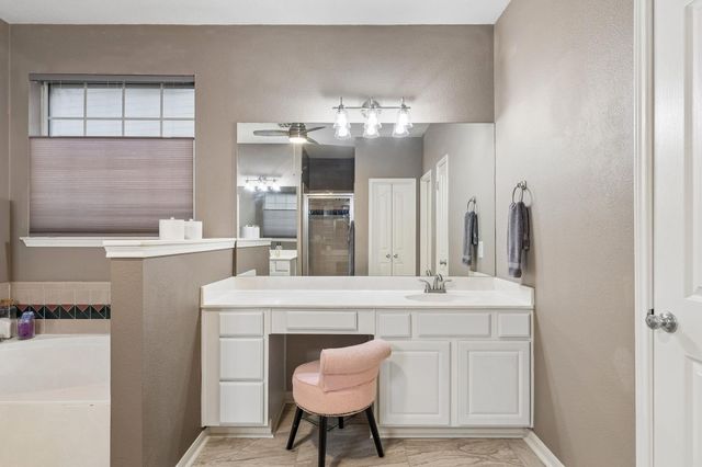 6804 Robert Dixon DR, Austin, TX 78749