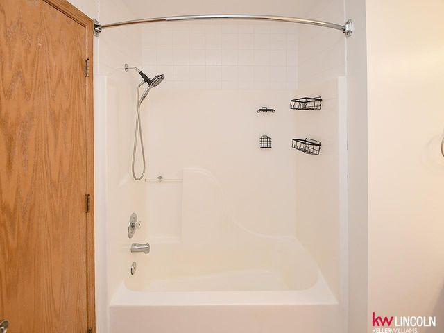 7550 Brummond Drive, Lincoln, NE 68516