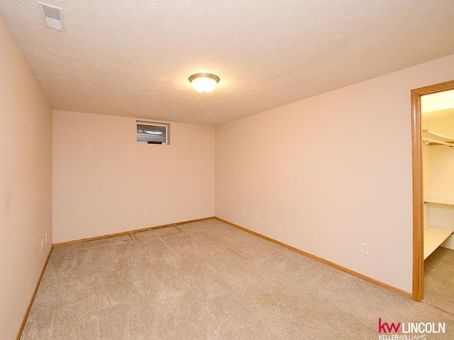 7550 Brummond Drive, Lincoln, NE 68516