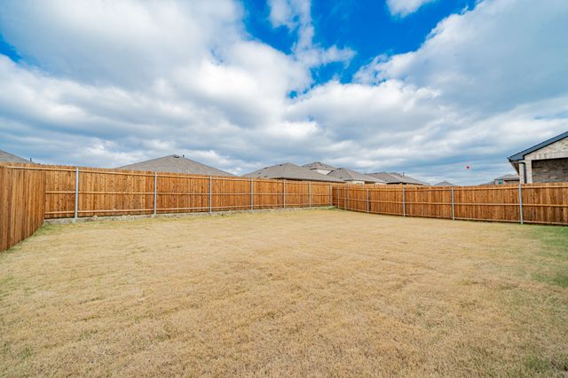 2139 Thornton Drive, Crandall, TX 75114