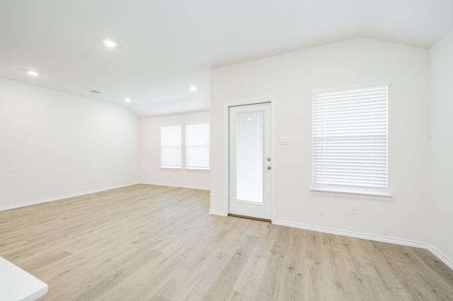 2139 Thornton Drive, Crandall, TX 75114