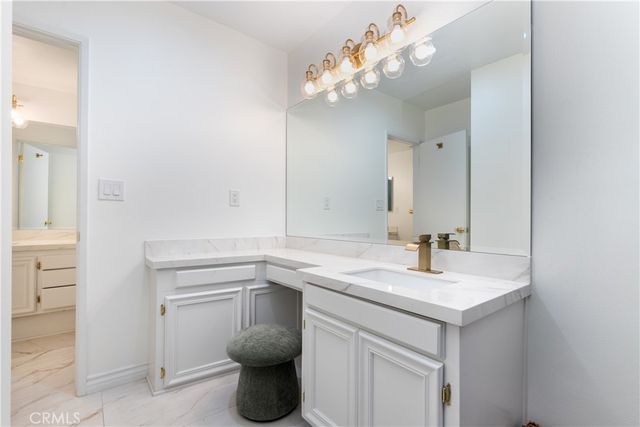 10037 Sunnybrae Avenue, Chatsworth, CA 91311