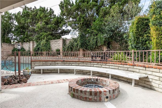 10037 Sunnybrae Avenue, Chatsworth, CA 91311