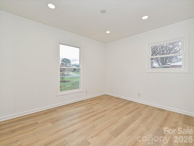 407 N Cherry Street, Cherryville, NC 28021