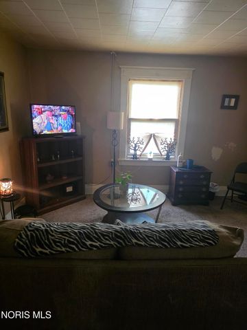 39 Garfield Place, Toledo, OH 43605