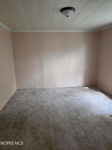 39 Garfield Place, Toledo, OH 43605