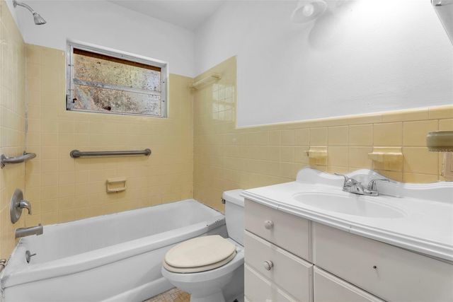 439 W WISCONSIN AVENUE, Deland, FL 32720