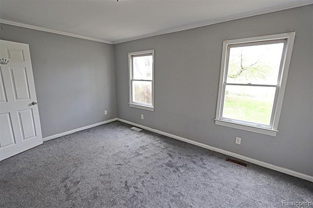 19361 Wakenden, Redford, MI 48240