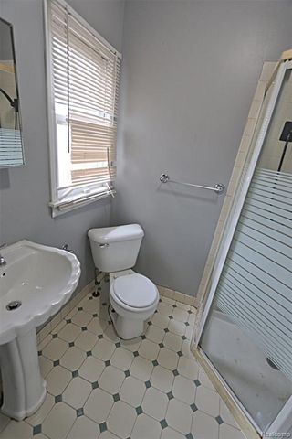 19361 Wakenden, Redford, MI 48240