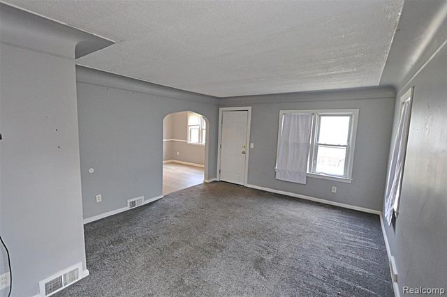 19361 Wakenden, Redford, MI 48240