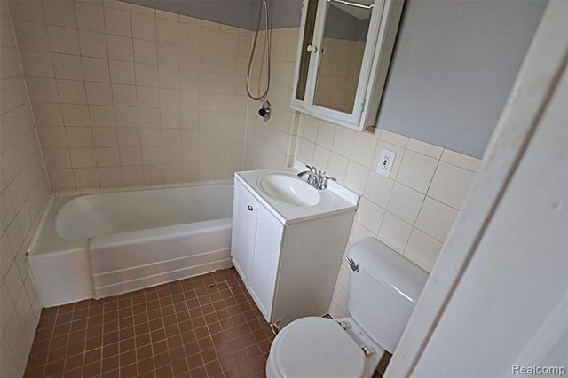 19361 Wakenden, Redford, MI 48240