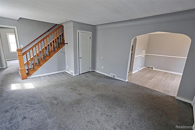 19361 Wakenden, Redford, MI 48240