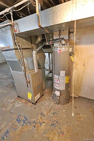 19361 Wakenden, Redford, MI 48240