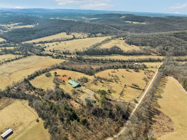 8009 Palmore Hollow Pvt Ln, Nolensville, TN 37135