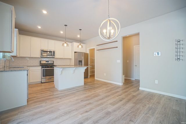 10267 Peotone Drive, Granger, IN 46530