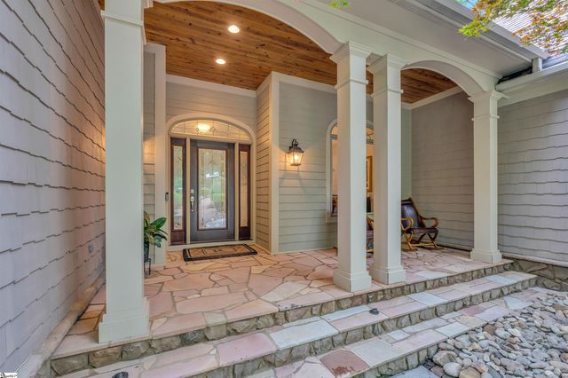 2 Brown Deer Trail, Travelers Rest, SC 29690