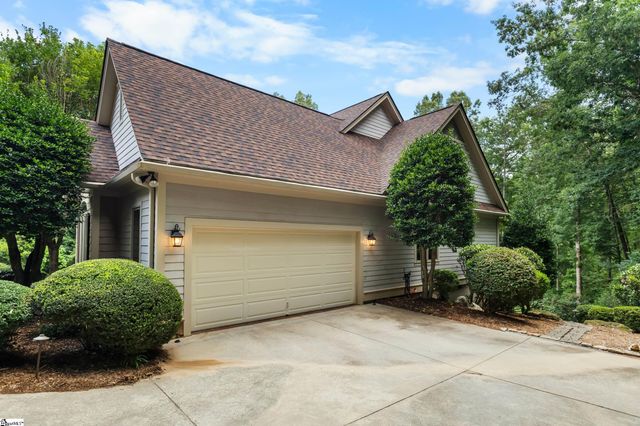 2 Brown Deer Trail, Travelers Rest, SC 29690