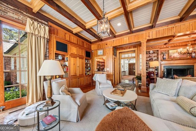 2727 Ingleside Avenue, Macon, GA 31204