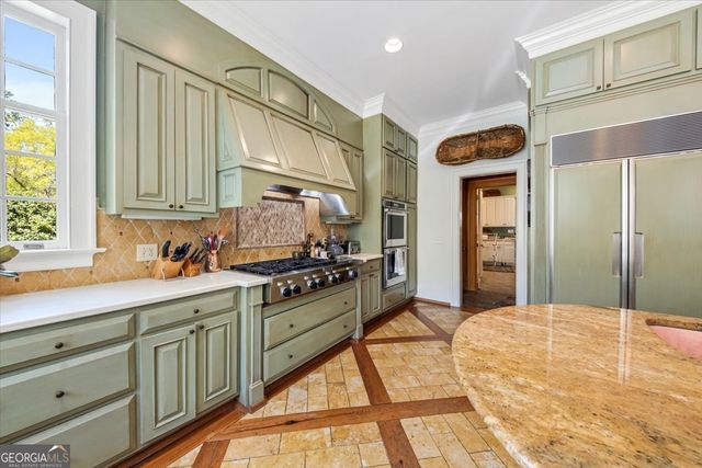 2727 Ingleside Avenue, Macon, GA 31204