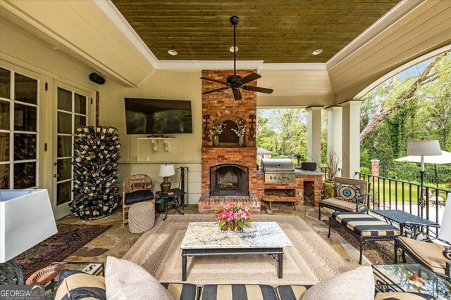 2727 Ingleside Avenue, Macon, GA 31204