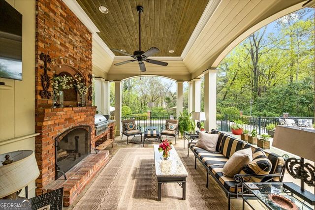 2727 Ingleside Avenue, Macon, GA 31204