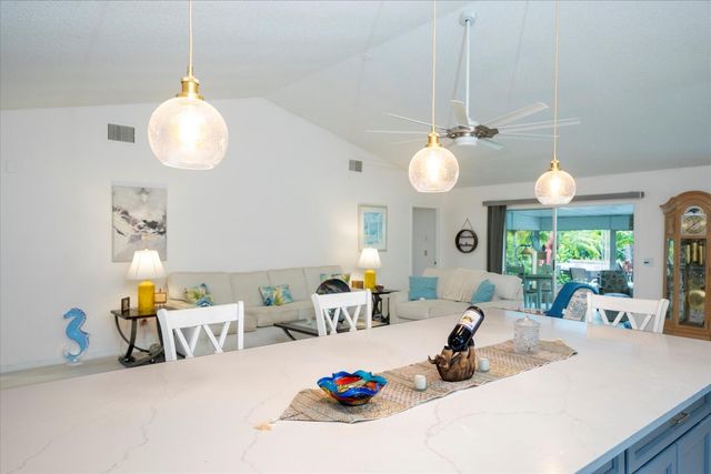 6751 SE Lillian Court, Stuart, FL 34997