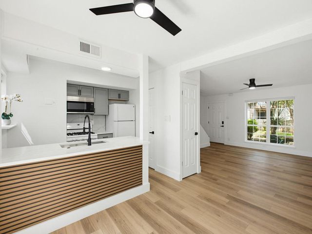 7801 Shoal Creek Blvd BLVD 137, Austin, TX 78757