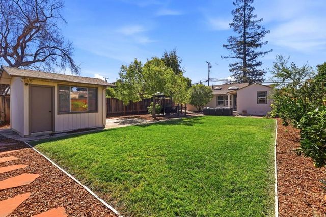 157 Central Avenue, Redwood City, CA 94061