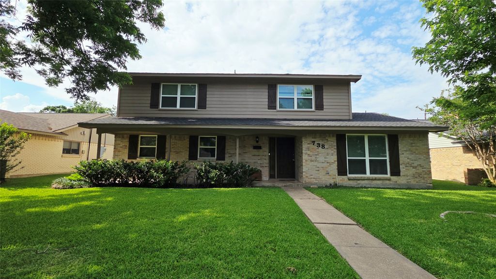 738 Kingswood Avenue, Richardson, TX 75080