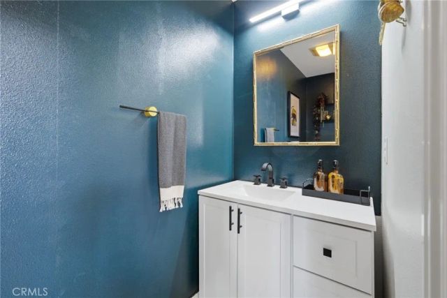 16872 Clovergreen Lane, Huntington Beach, CA 92649