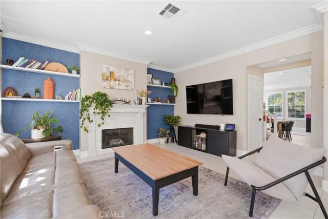 16872 Clovergreen Lane, Huntington Beach, CA 92649