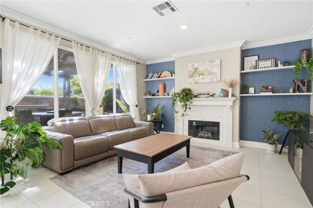 16872 Clovergreen Lane, Huntington Beach, CA 92649