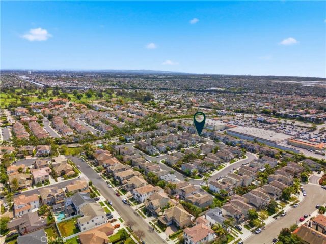 16872 Clovergreen Lane, Huntington Beach, CA 92649