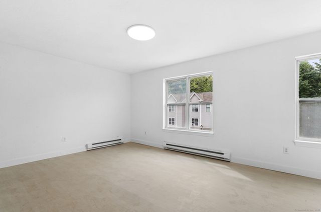 62 Chestnut St Extension 10, Danbury, CT 06810