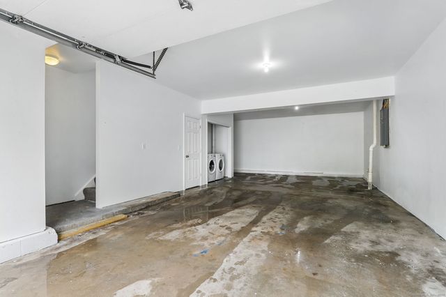 62 Chestnut St Extension 10, Danbury, CT 06810