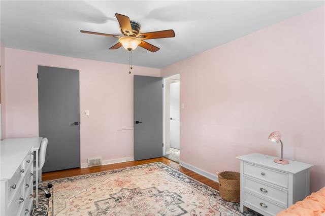 438 Valleyview Dr, O'hara, PA 15215