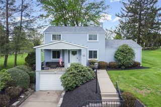 438 Valleyview Dr, O'hara, PA 15215
