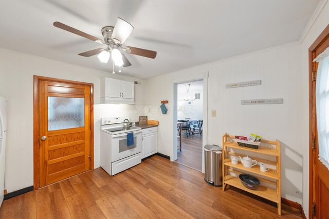 98 Potter Street, Delaware, OH 43015