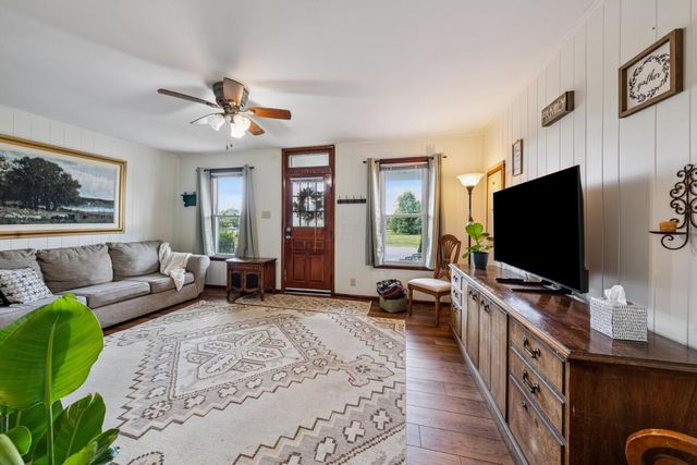 98 Potter Street, Delaware, OH 43015