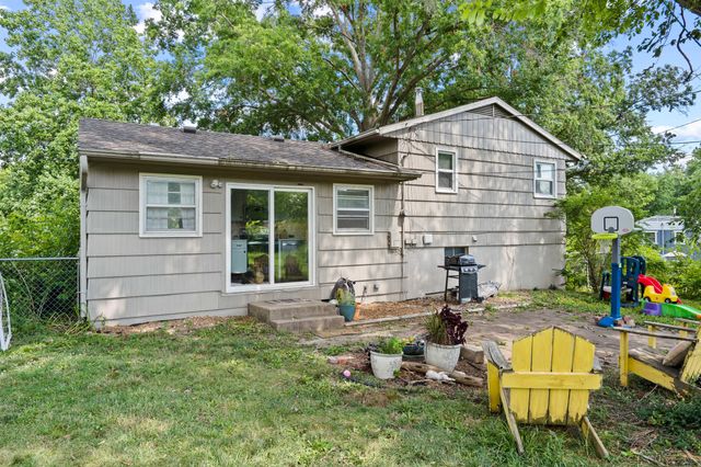201 PARKVIEW DR, Columbia, MO 65201