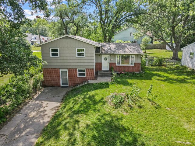 201 PARKVIEW DR, Columbia, MO 65201