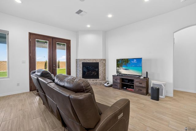 3320 W 36 St, Yuma, AZ 85365