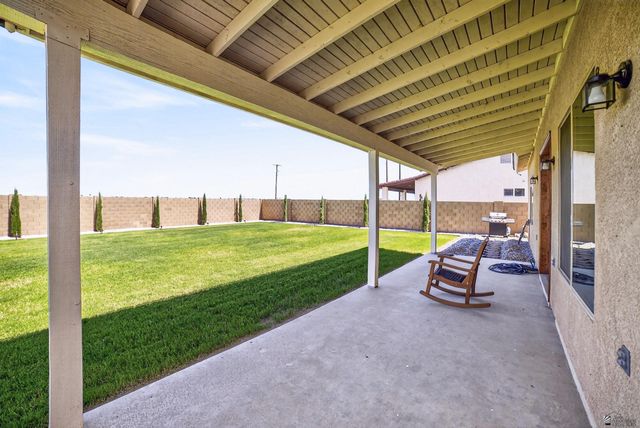 3320 W 36 St, Yuma, AZ 85365