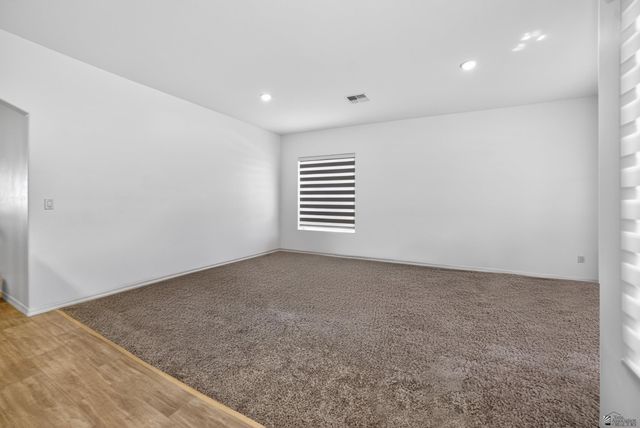 3320 W 36 St, Yuma, AZ 85365