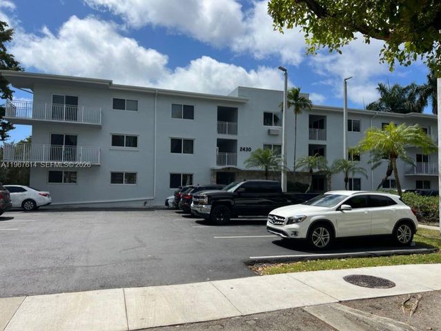 2430 NE 135th Street 105, North Miami, FL 33181