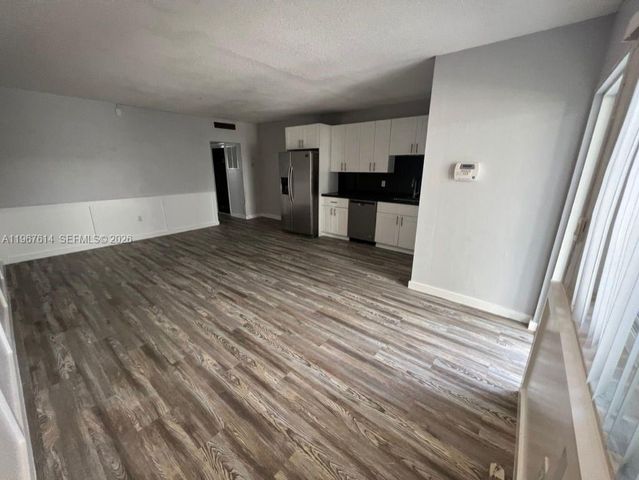 2430 NE 135th Street 105, North Miami, FL 33181