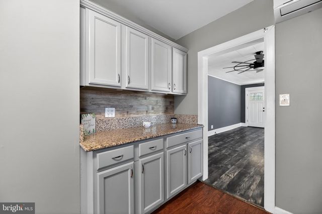 311 W GRADWELL AVE, Maple Shade, NJ 08052