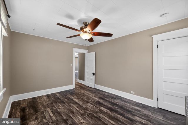 311 W GRADWELL AVE, Maple Shade, NJ 08052