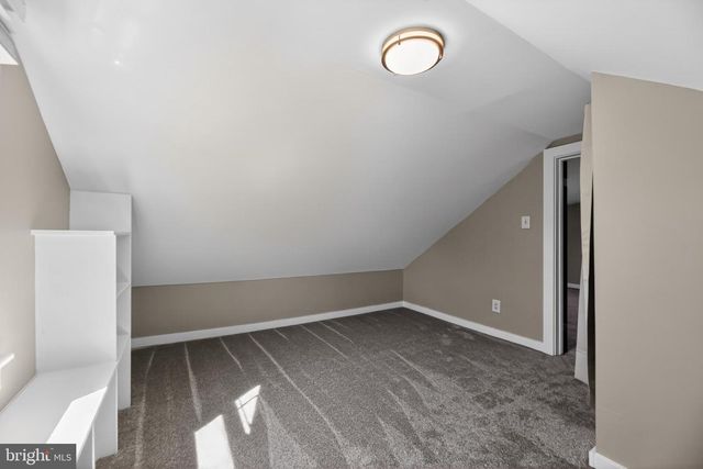 311 W GRADWELL AVE, Maple Shade, NJ 08052