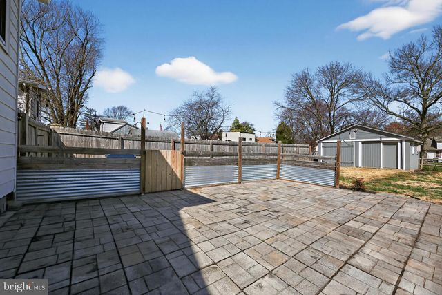 311 W GRADWELL AVE, Maple Shade, NJ 08052